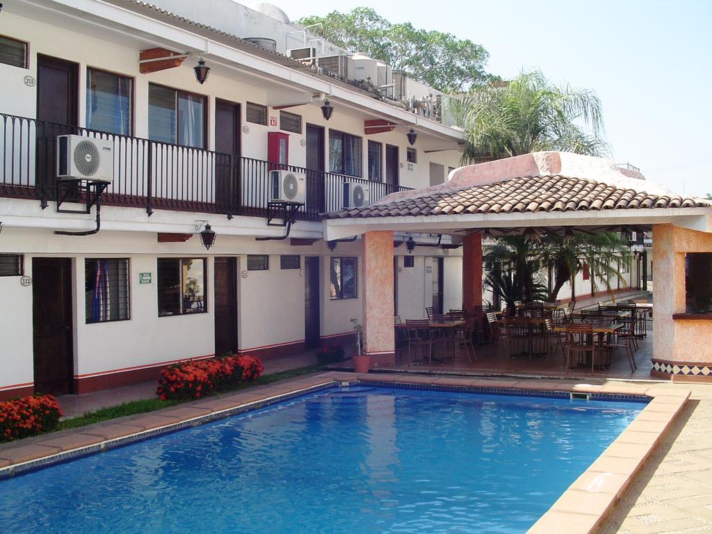 Hotel & Suites Coral Puerto Vallarta Ngoại thất bức ảnh